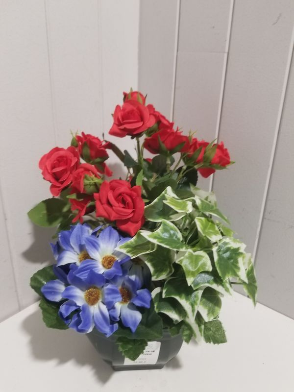 Fleurs artificielles- gerbes et composition #732