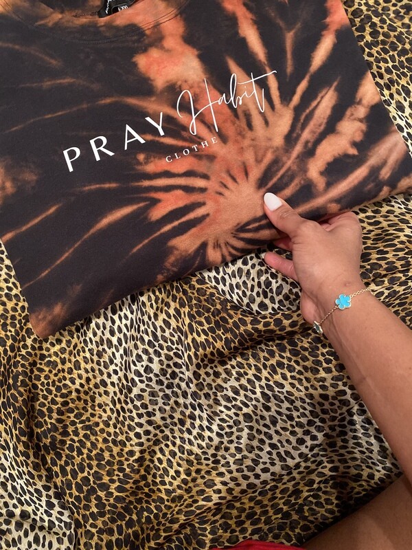 Prayhabit logo sweatshirt