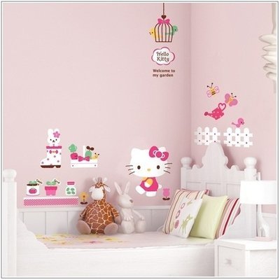 Hello Kitty &amp; Garden