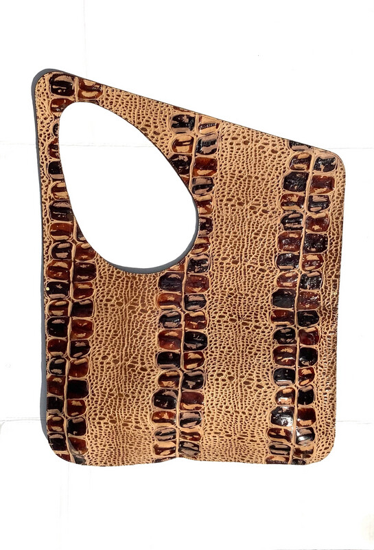 'Try-Angle 3Brown Embossed Cowhide 