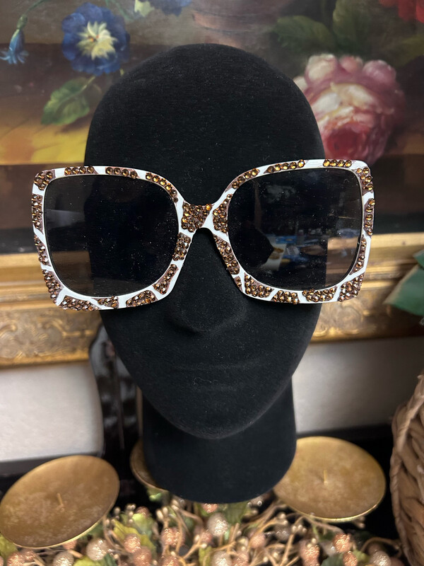 Giraffe Hand Painted Sunglasses