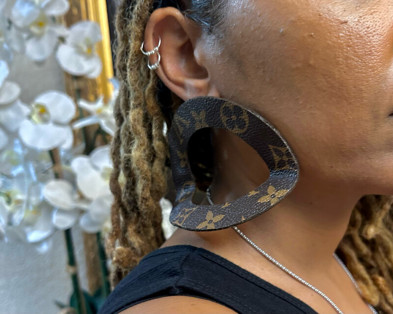 Option “O” LV Earrings Small