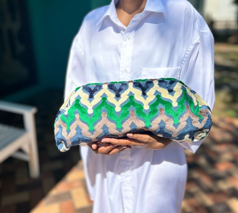 Velvet Ripple Clutch (VCC) Velvet Crush Collection