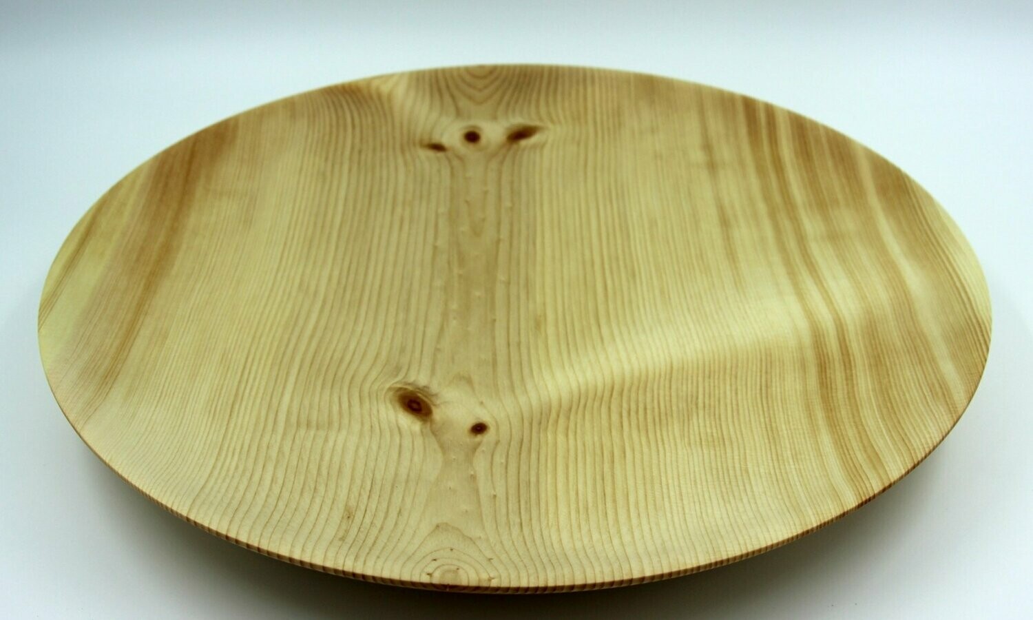 Teller aus Zirbenholz