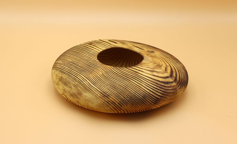 Ellipse aus Weymouthkiefer