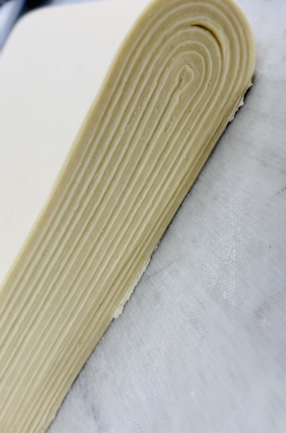 20-lbs-frozen-vegan-croissant-sheets