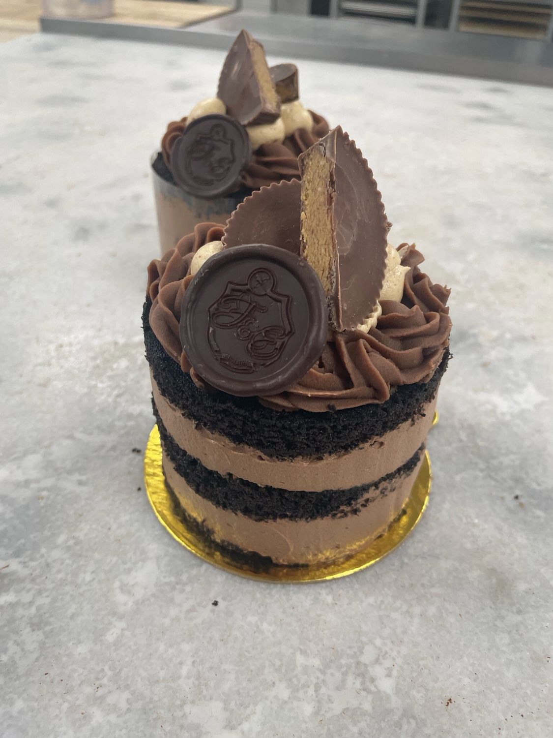 24 Chocolate Peanut Cake