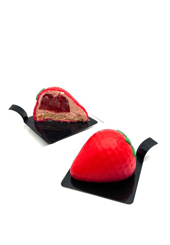 12 Strawberries