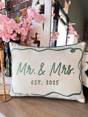 Mr &amp; Mrs /Swirly Font/2025