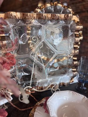 Ruffle Square Chip &amp; Dip