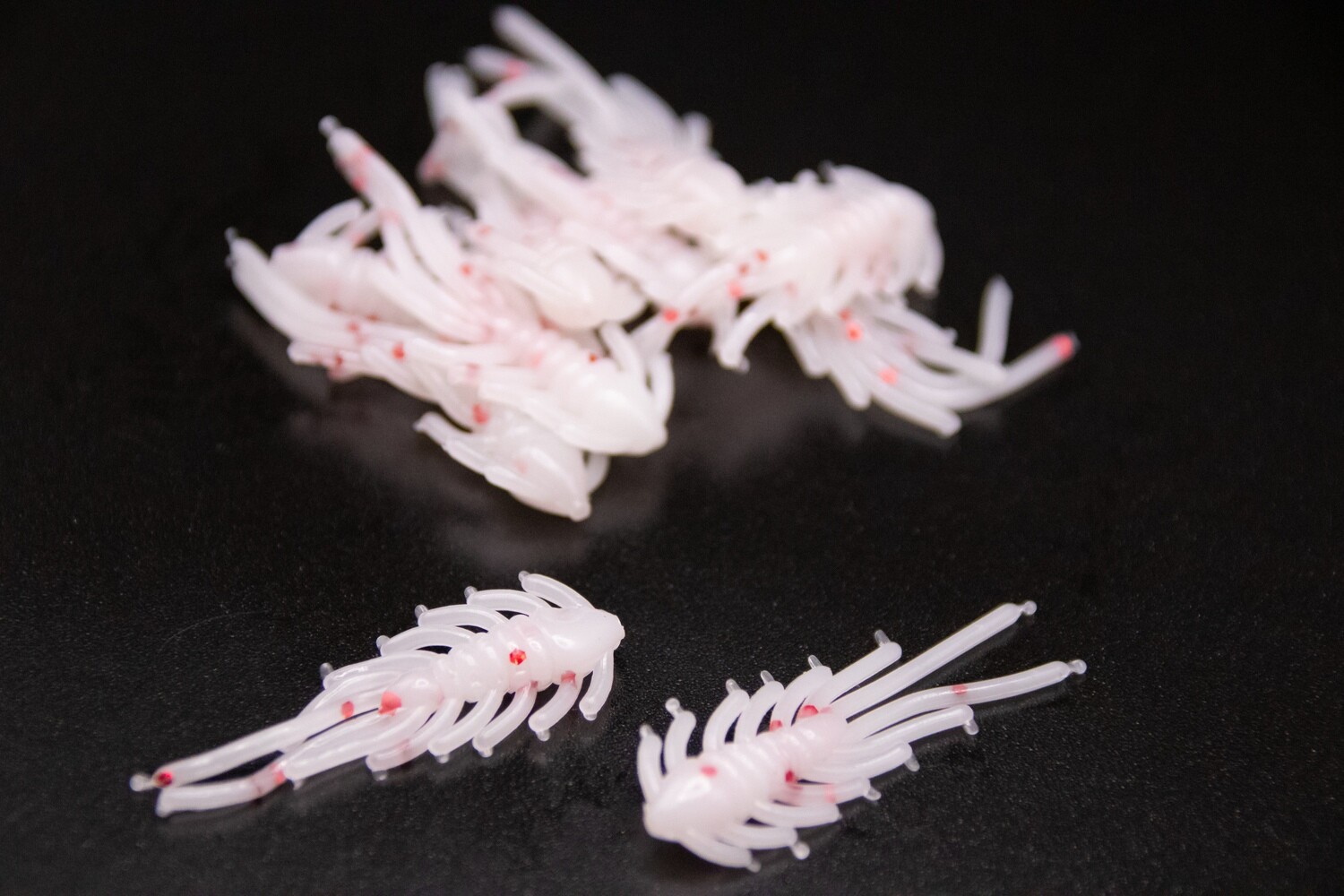  Scud Bugs - White / Red Flake