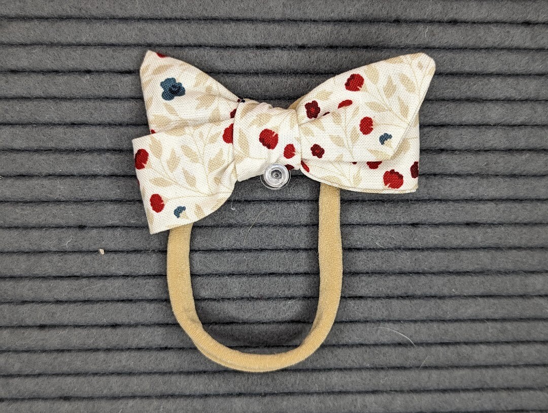 Mama Made- Hair Bow- White with Flowers
