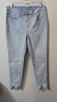 Seven Jeans- Size 8- Light Denim Wash