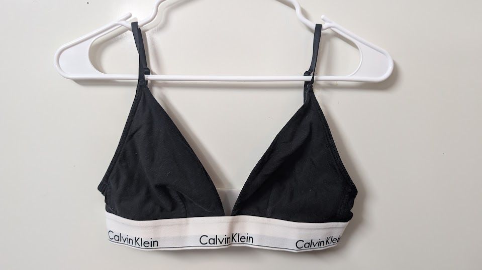 Calvin Klein Women&#39;s Bra- Size Medium