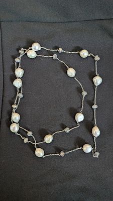 Dog House Pearls Necklace