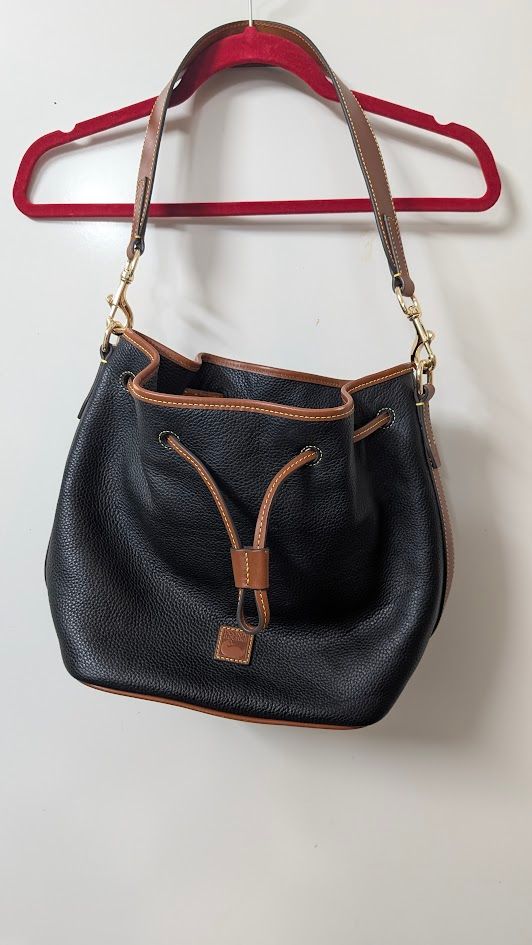 Dooney &amp; Bourke HAndbag- Pebble Grain with Drawstring- Black- New