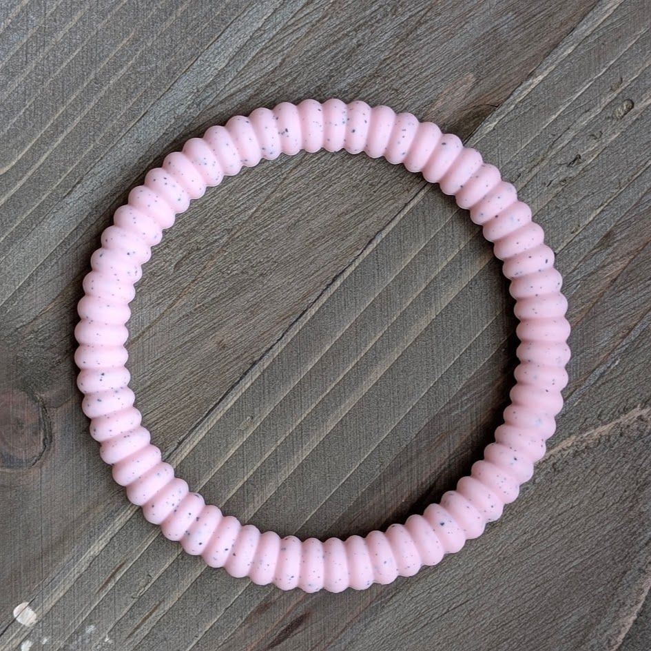 Silicone Infinity Bracelet Ribbed- Speckled Soft Pink