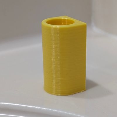 Chappy – The Ultimate Chapstick Holder- Yellow