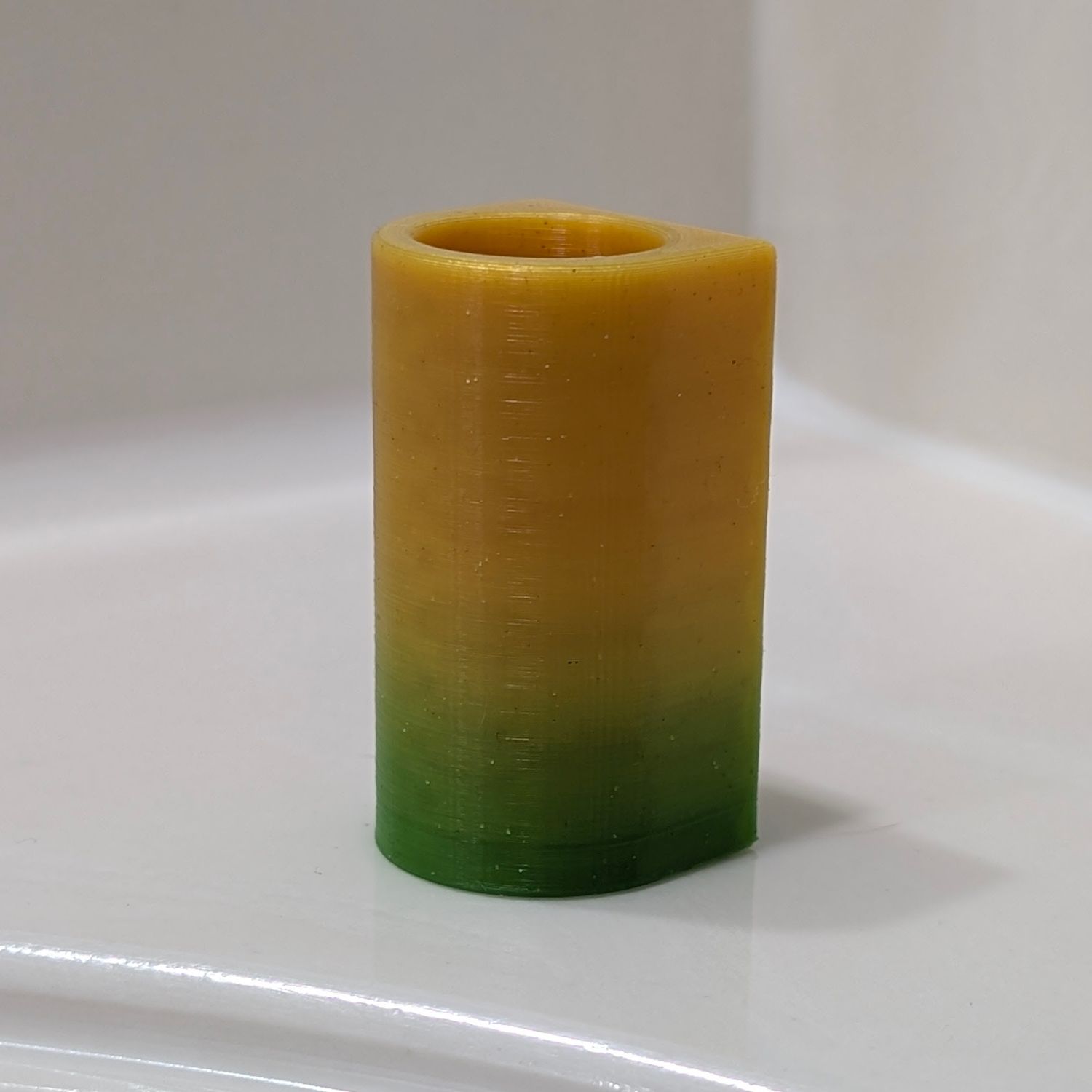 Chappy – The Ultimate Chapstick Holder- Yellow to Green Transition with Glitter