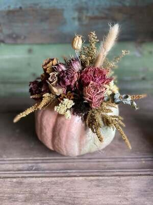 Small dried flower heirloom pumpkin