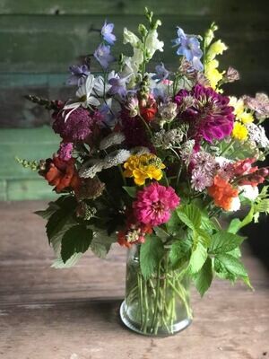2023 Monthly Summer Bouquet share - DELIVERY option- with Mother's Day bouquet!