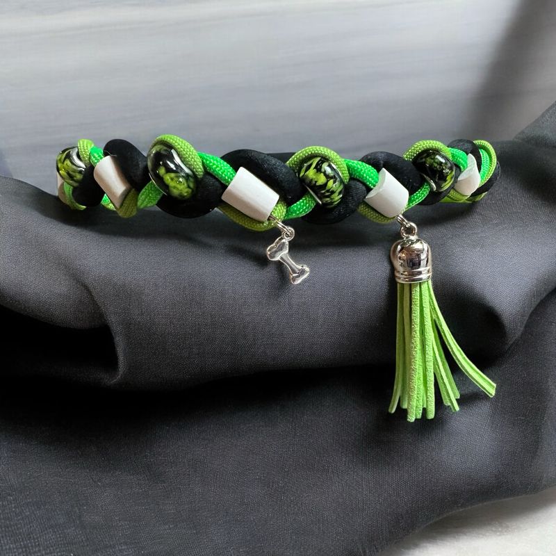 EM- Keramikkette gegen Zecken für einen Halsumfang von ca. 20-34cm EM- Keramikkette gegen Zecken für einen Halsumfang von ca. 20-34cm