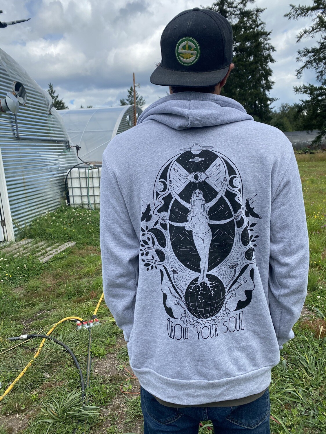 Hoku Graphic Sweat Shirt