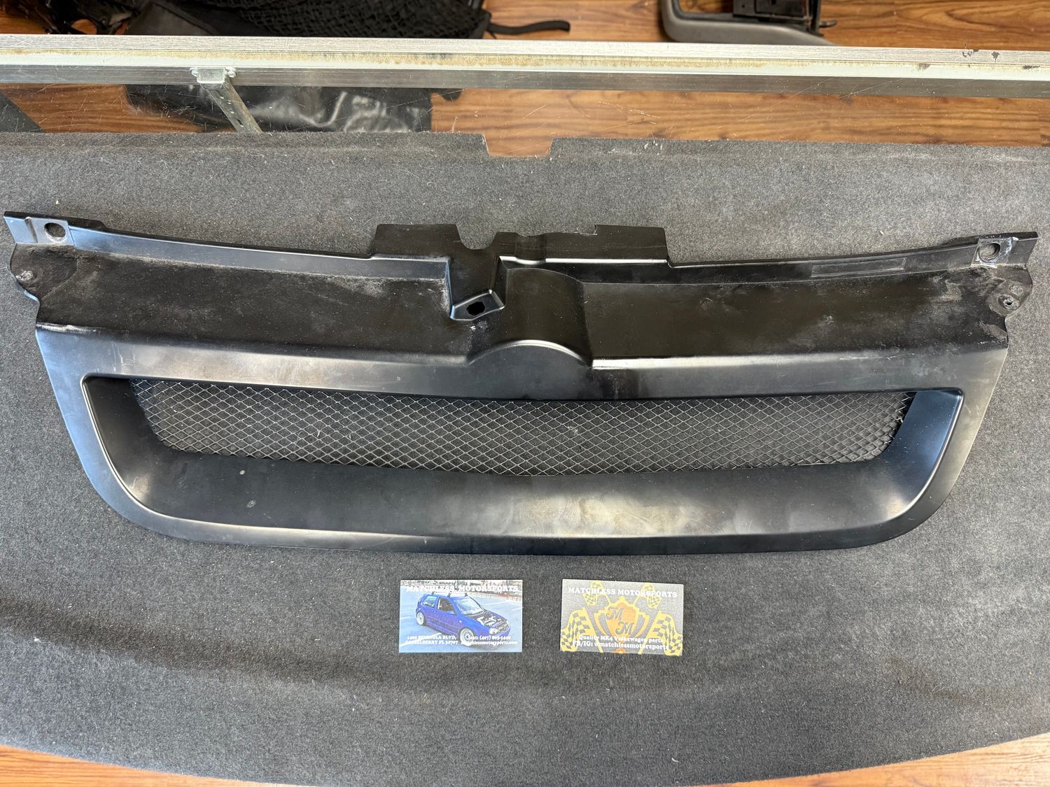 1999-2005 Jetta Front Grill