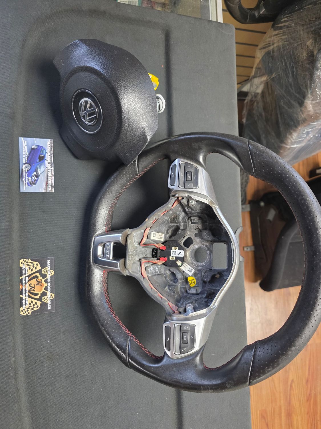 Mk6 steering wheel with air bag Mk6 steering wheel with air bag