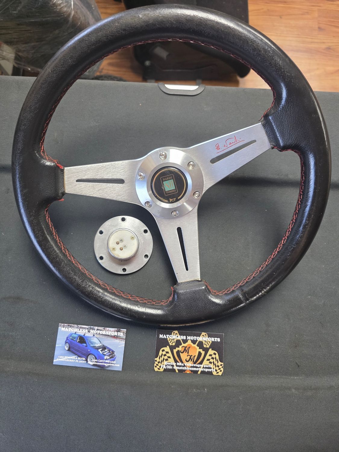 Nardi Torino steering wheel with NRG quick release Nardi Torino steering wheel with NRG quick release