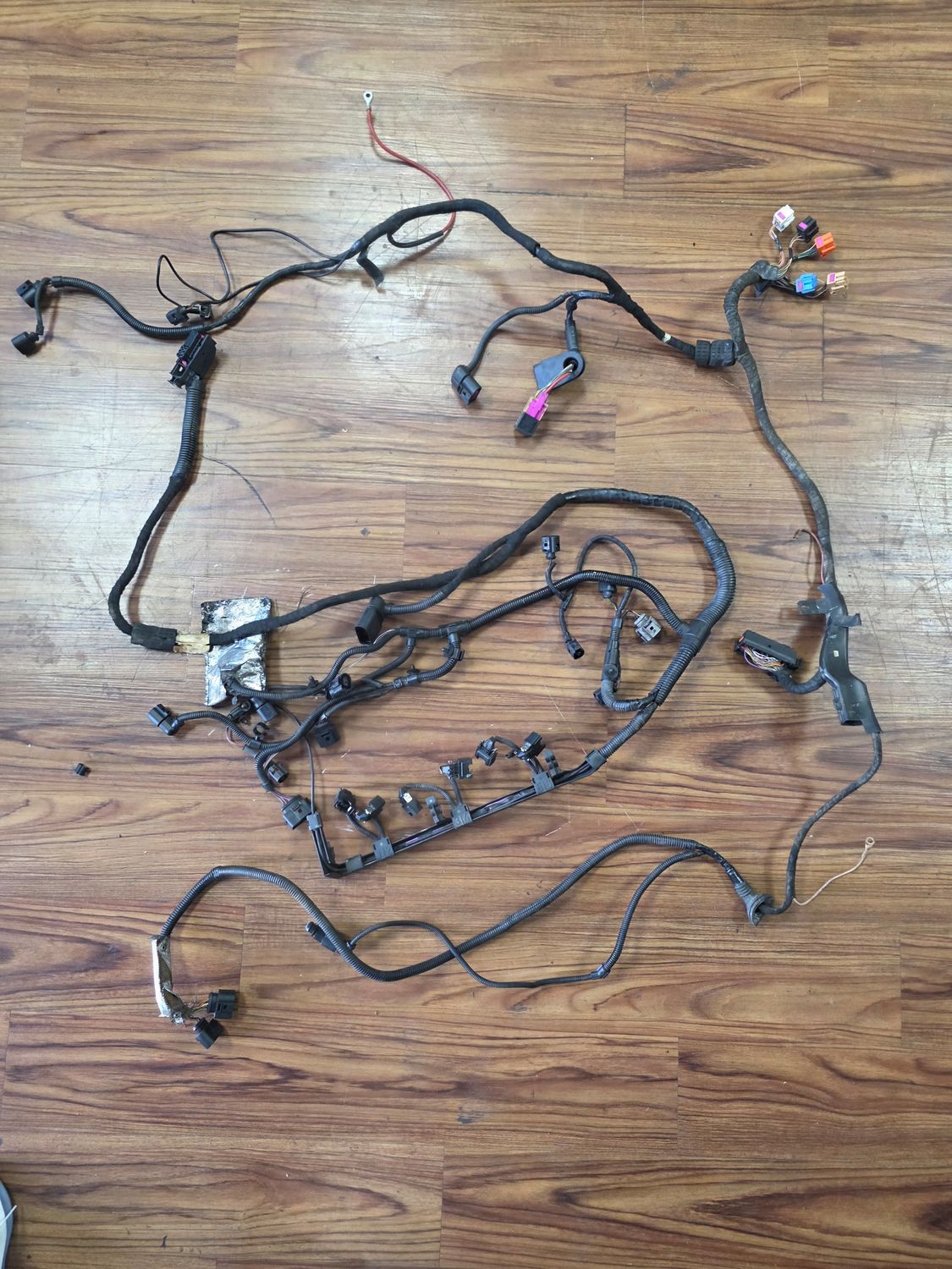 Mk4 VR6 12V 2.8 engine and o2 sensor harness Mk4 VR6 12V 2.8 engine and o2 sensor harness