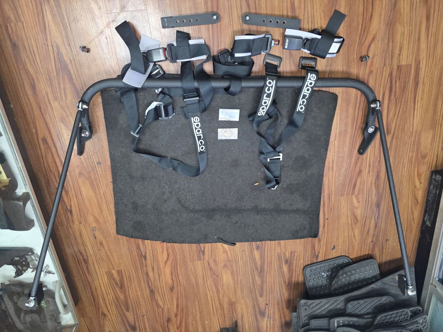 MK5/MK6 GTI/GLI Tyrolsport Harness Bar with Sparco Harness Belts
