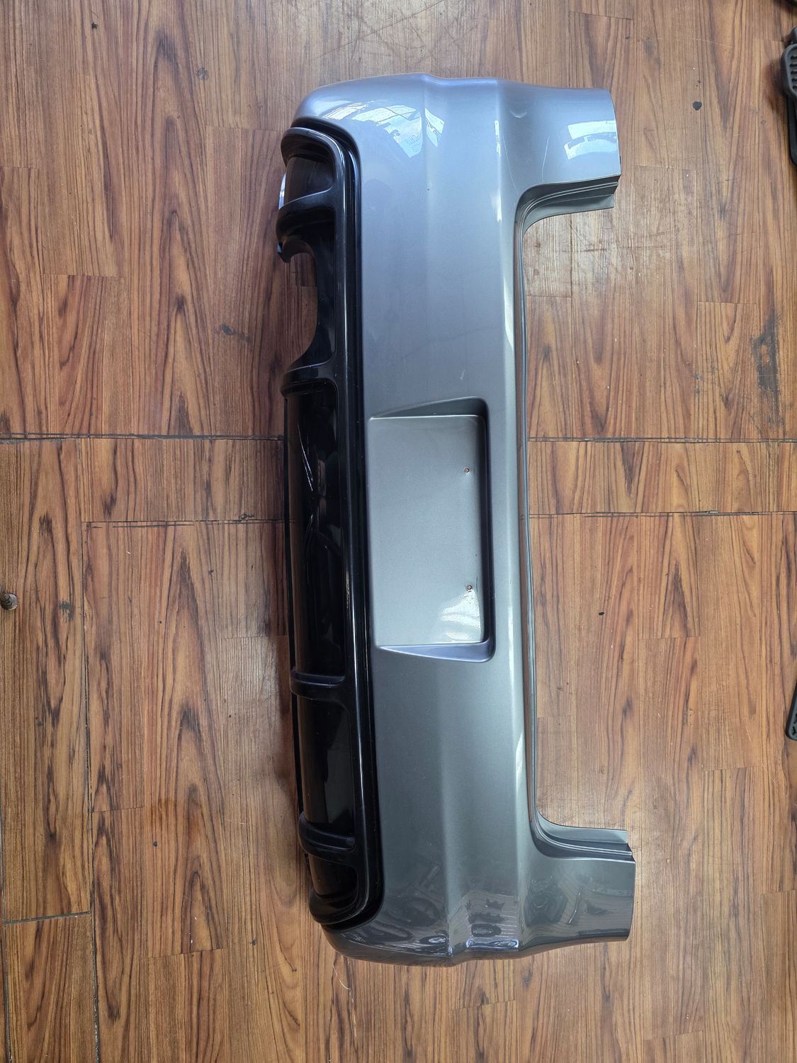 MK5 THUNDERBUNNY GTI rear bumper OEM MK5 THUNDERBUNNY GTI rear bumper OEM