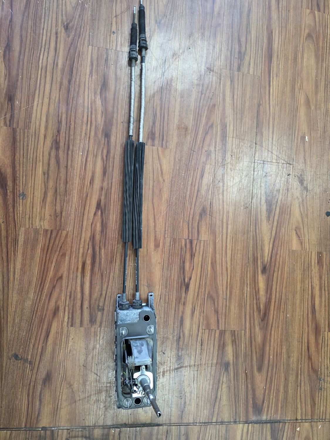 MK5 GTI shifter assembly MK5 GTI shifter assembly