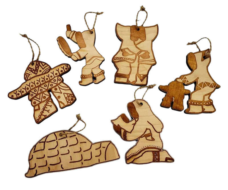 Inuky Ornament Maple