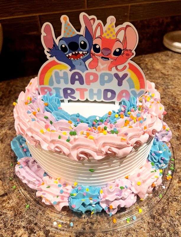 Cake topper
