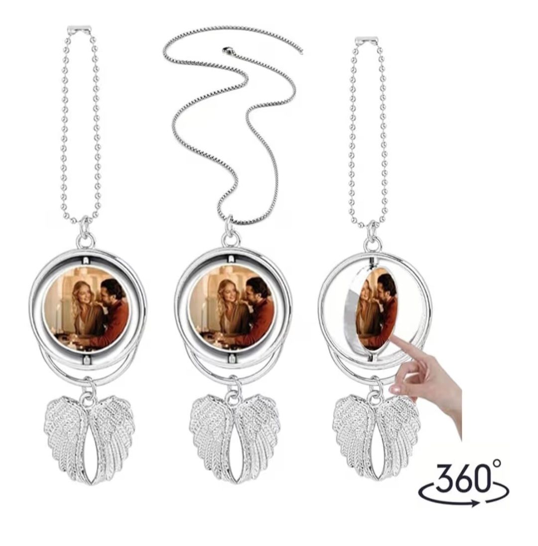 Rearview memory ornament