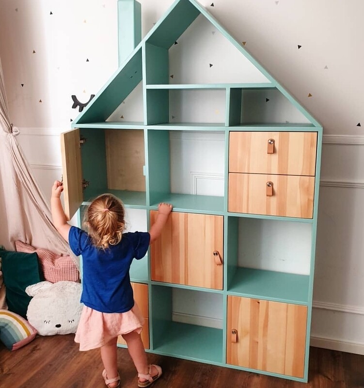 Villa: Dolls House/Storage unit Villa: Dolls House/Storage unit