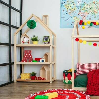 Three Story House/Storage unit Three Story House/Storage unit