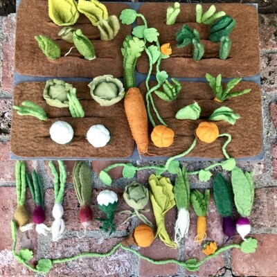 Wool Grow A Garden Mini - 16 Vegetable Pieces