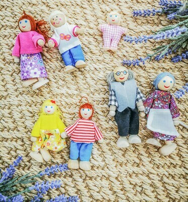 Wooden Dolls Miniature Family - 7 People Set