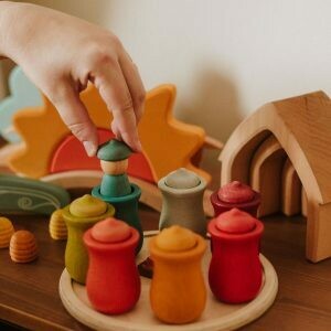 7 Moons - Weekly Calendar