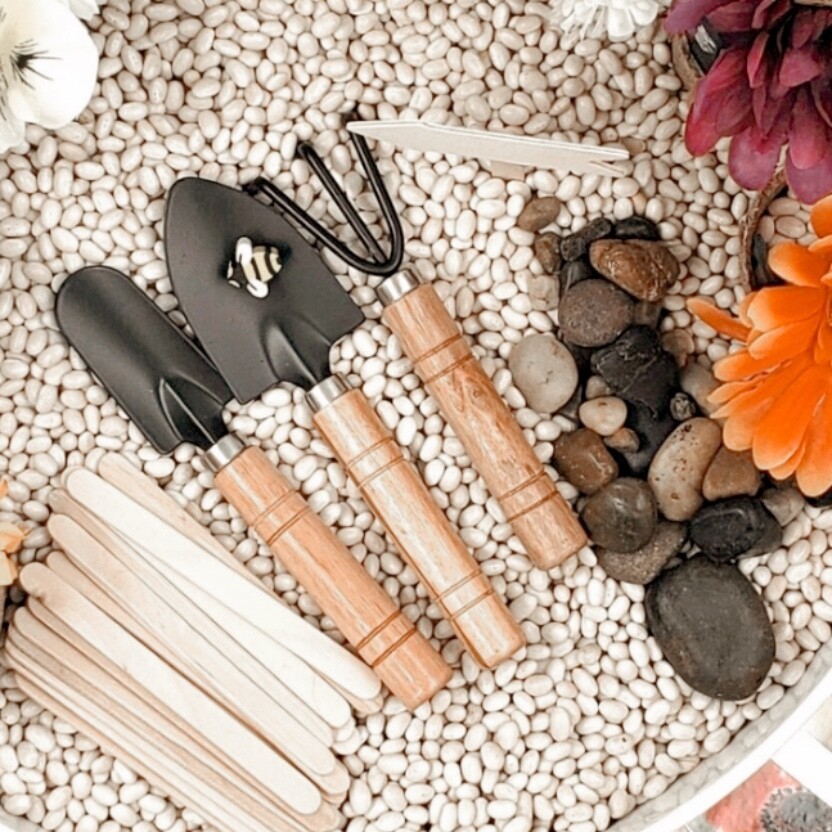 Planting and Gardening Tool Set