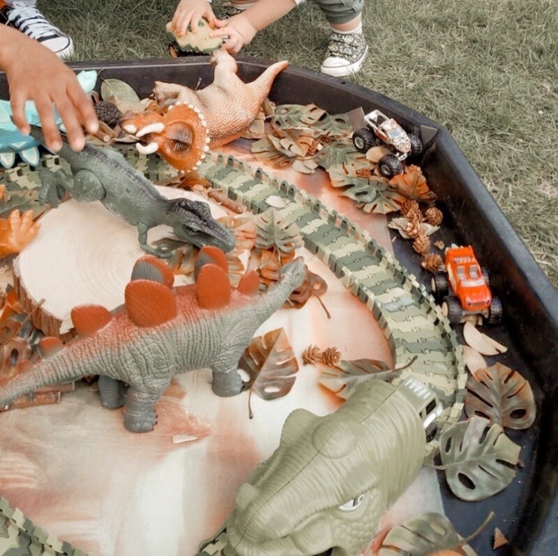 Dinosaur Explorer Island  - 154 Pieces