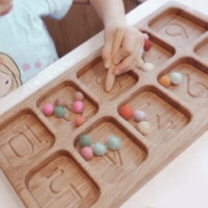 Number Sorting Tray with Felt Balls
