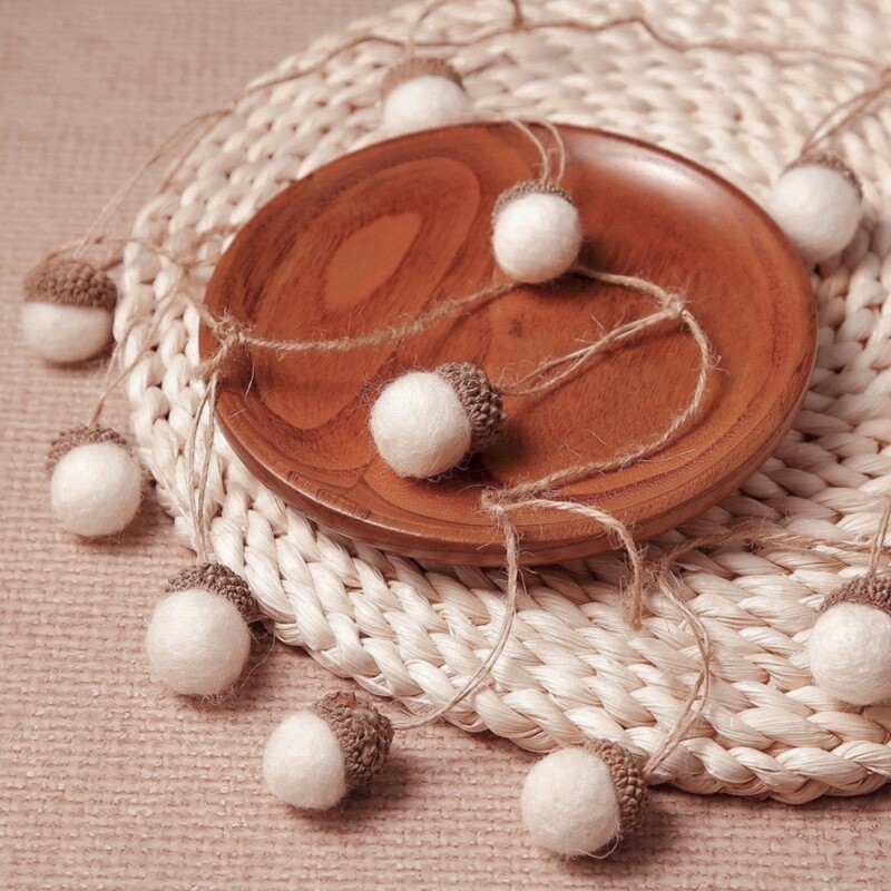 Felt Acorns - White