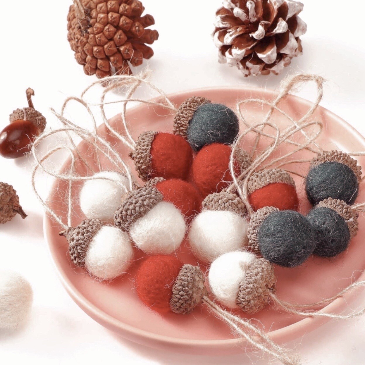 Felt Acorns - Red, Green &amp; White