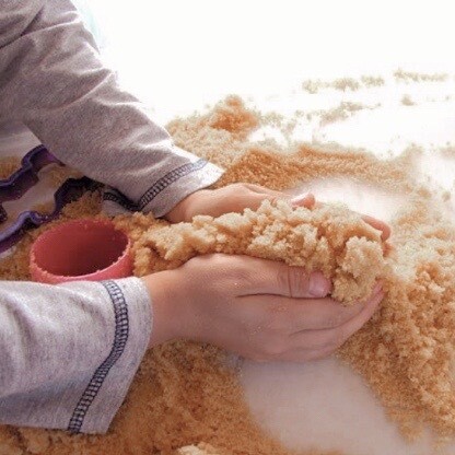 Moon/Kinetic Sand - Yellow