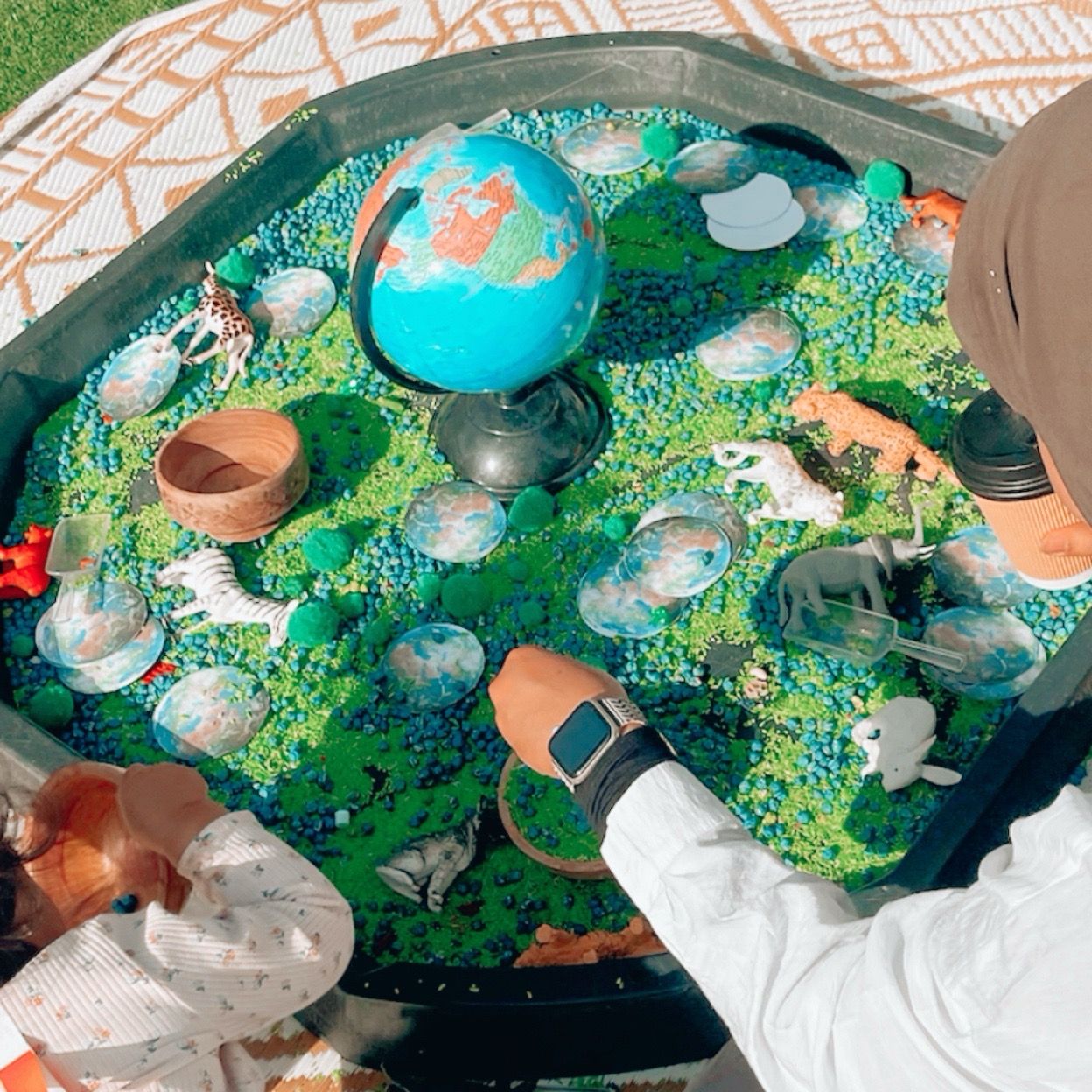 Large Sensory Tuff Tray (100cm) - Black