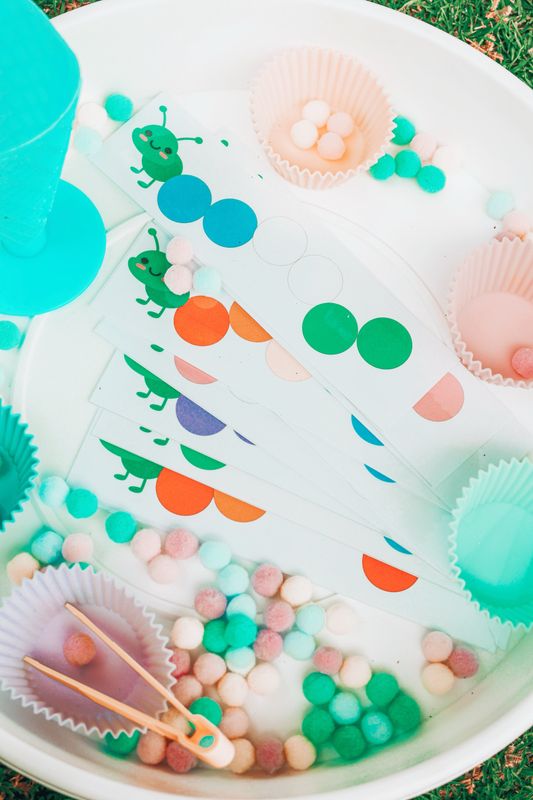 Download: Colorful Caterpillar Pom-Pom Match
